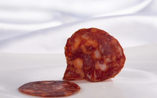 Compromiso con el origen y con la calidad en la elaboración de cada chorizo ibérico